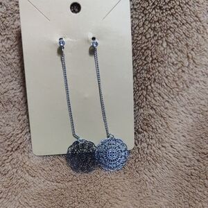 💕5 For$25🎈🎈🎈Elegant Silver Filigree Drop Earrings